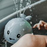 Waliee - Fröhliches Wal Wasserspielzeug mit Wasserfontäne & Musik